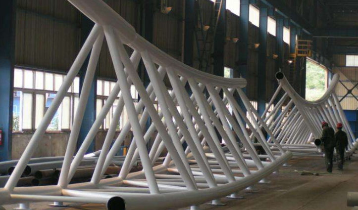 合肥管廊钢结构与桁架结构的管道支架应该如何区分